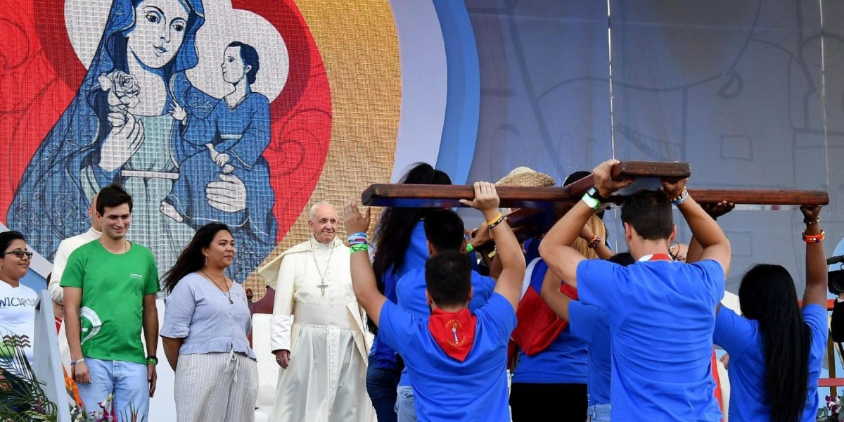 Esortazione apostolica "Christus vivit": sintesi ampia e testo integrale