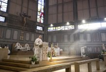 Il vicario Reina in visita pastorale al Collatino