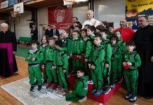 La Messa del Papa a Santa Maria Regina Pacis